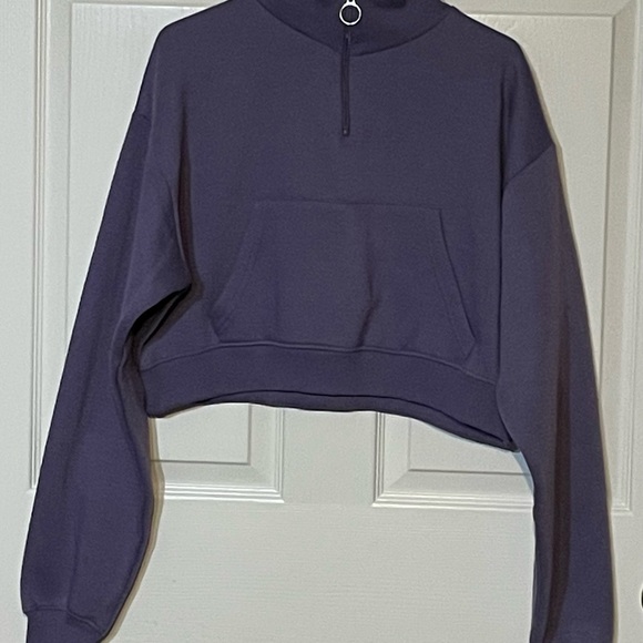 PrettyLittleThing Size M Washed Violet Half Zip High Neck Crop Sweat - Picture 2 of 5